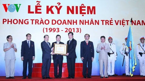 Feier zum 20. Jahrestag der Bewegung junger vietnamesischer Unternehmer - ảnh 1